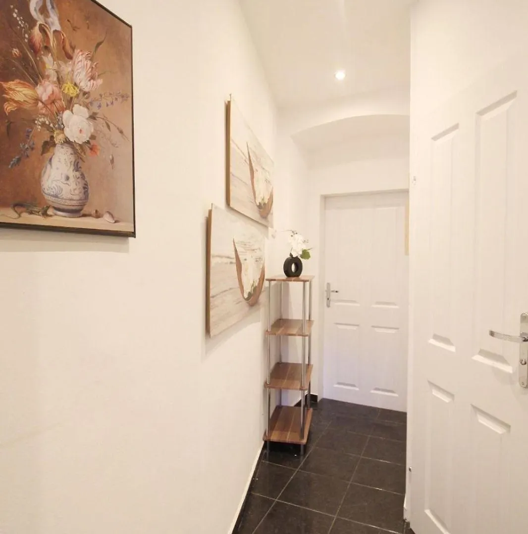 1Br Apartment For 5P Great Location Vienna